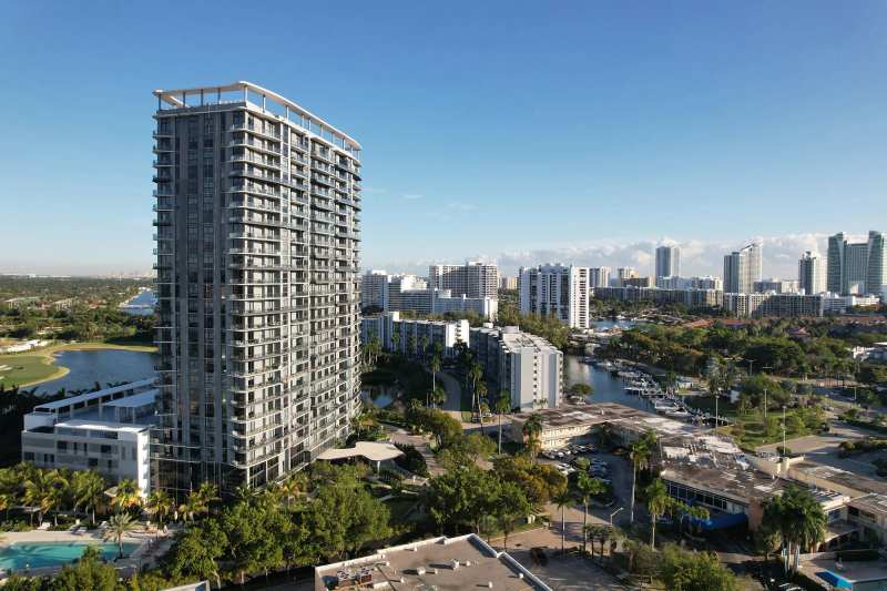 Mondrian Hallandale Beach Residences - Imagen 3